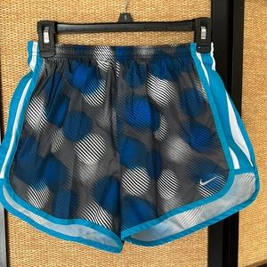Nike small dri-fit running shorts
